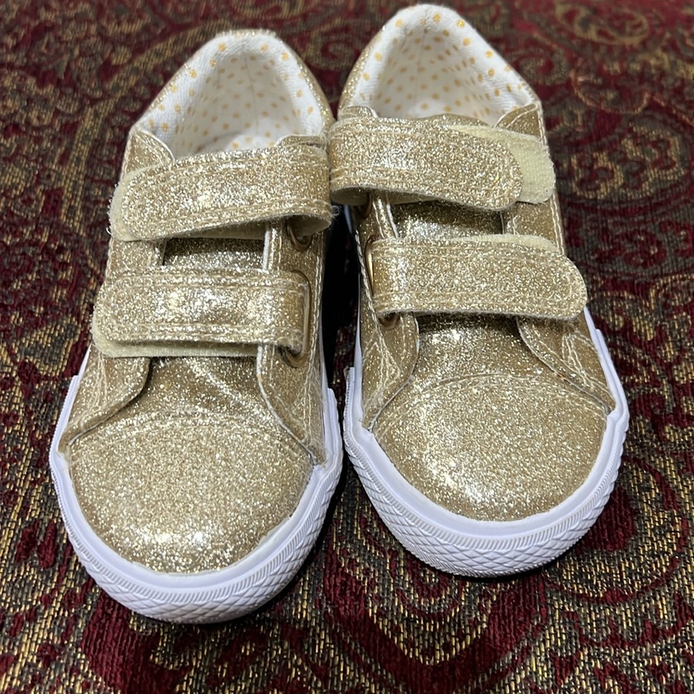 Cynthia Rowley sparkling golden toddler girl size 7 shoes